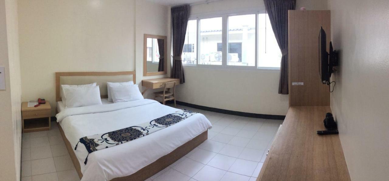 Nana Best Inn Bangkok Kültér fotó