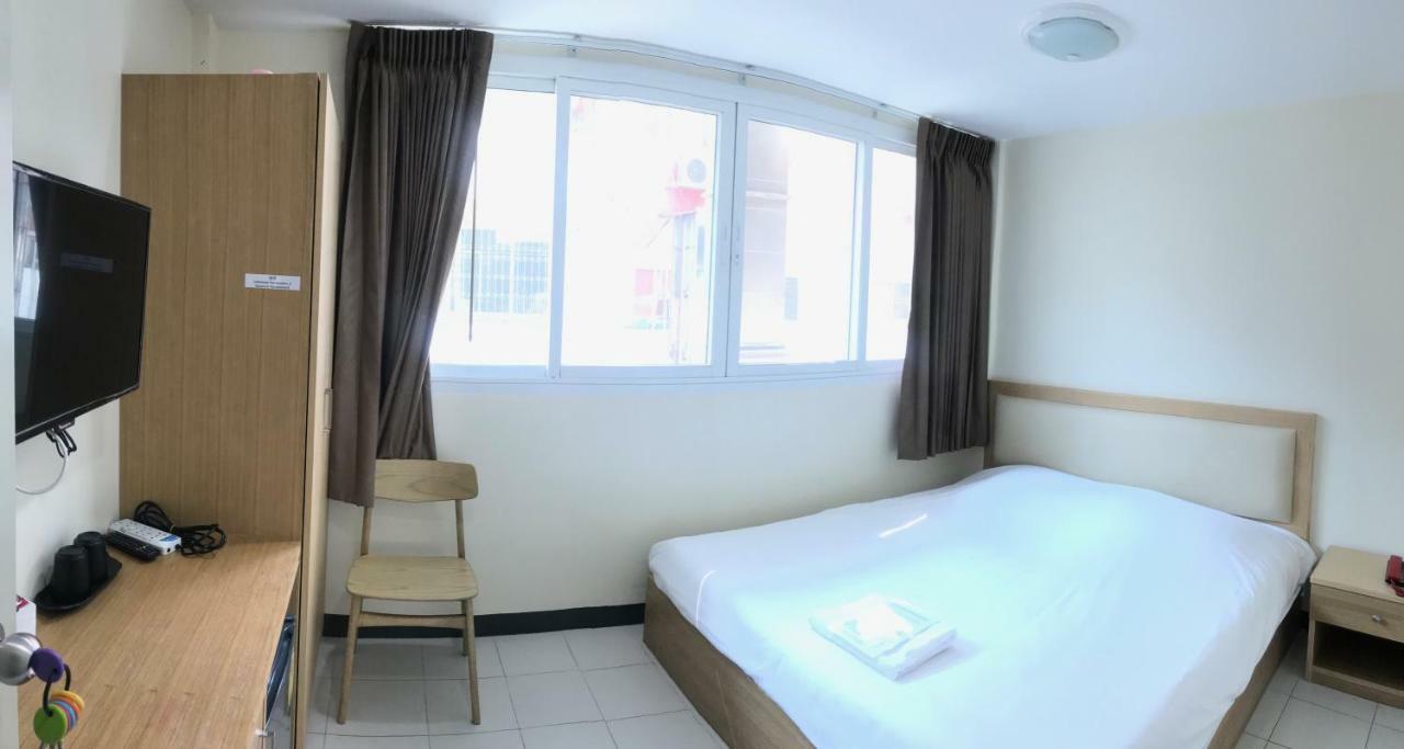 Nana Best Inn Bangkok Kültér fotó